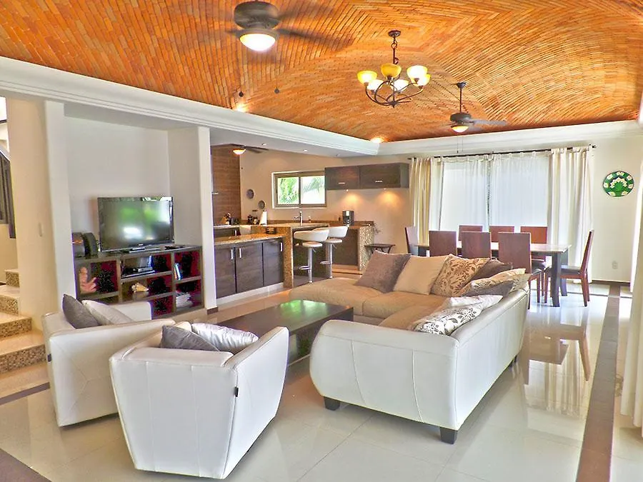 Lich Naj Luxury Villa Playa del Carmen