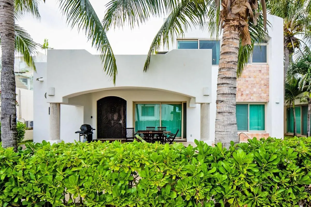 Lich Naj Luxury Villa Playa del Carmen
